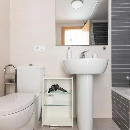Moderno En Apartment