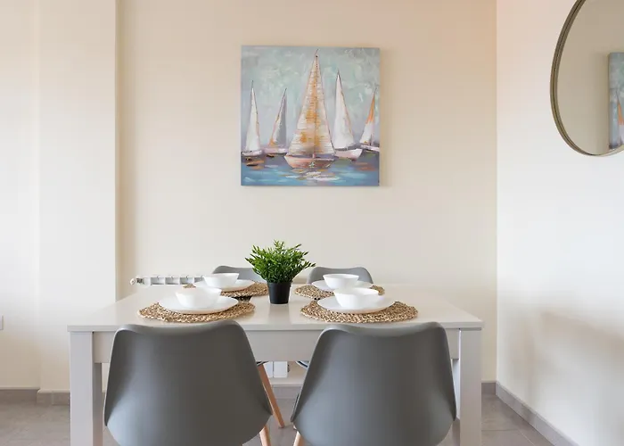 Moderno En Apartment *